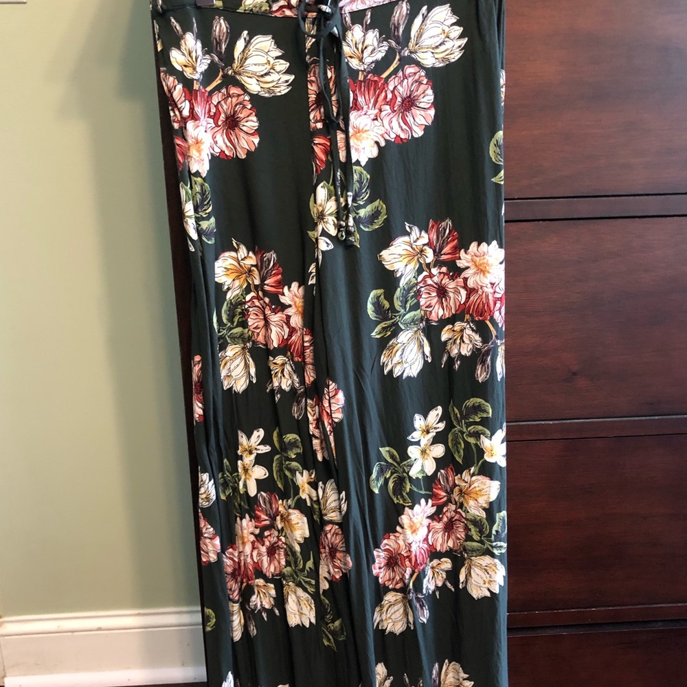 Angie Boho wide legged pants, M